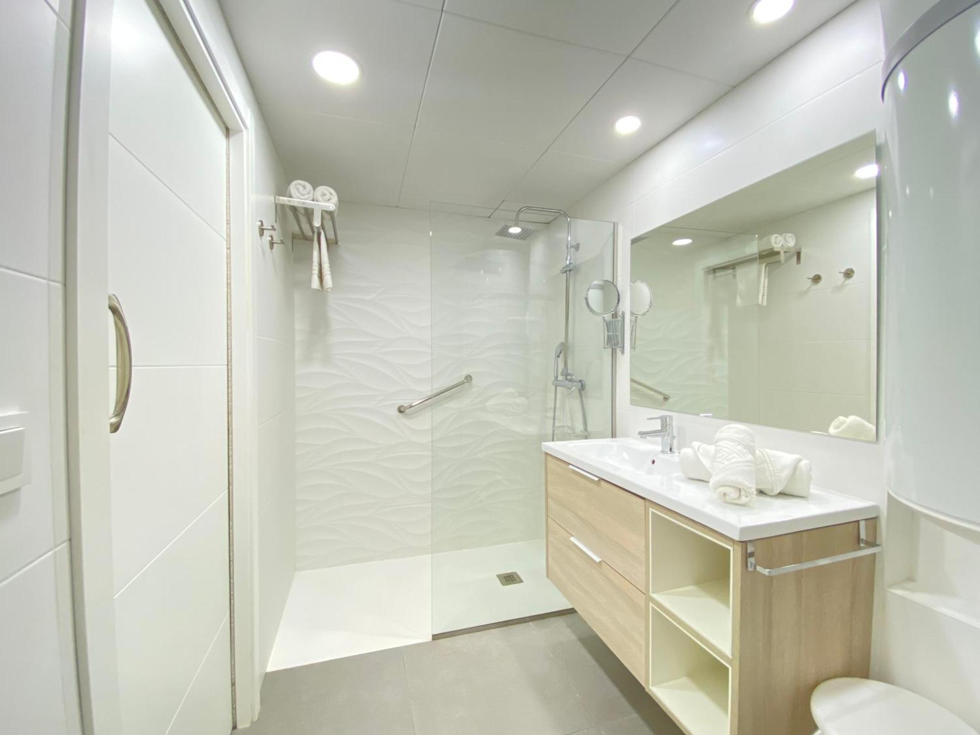 Apartamentos Estemar Бенидорм Экстерьер фото